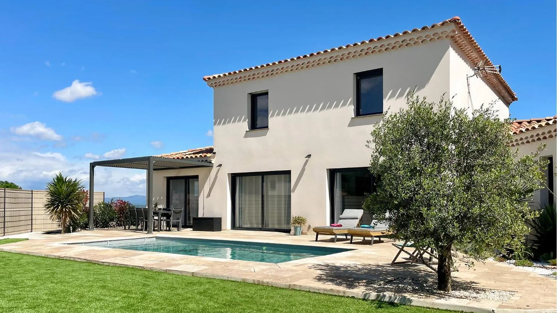 Maison Avec Piscine Rochegude