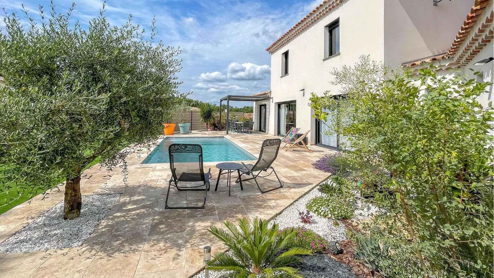 Maison Avec Piscine Rochegude